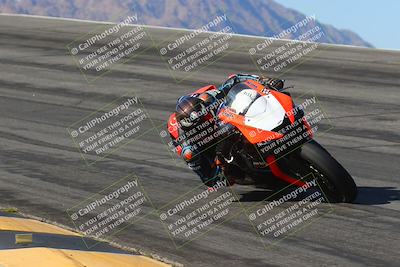 media/Mar-21-2025-CVMA Friday Practice (Fri) [[30cd4fe323]]/2-Racer 1/Session 2 (Bowl)/